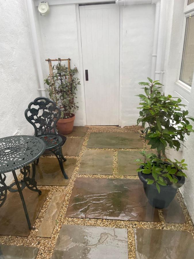 Villa Eleven Upway Street Weymouth Exterior foto